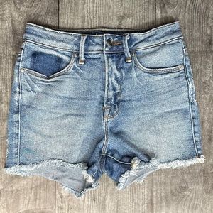 ⭐️Good American Cutoff Shorts [1137]